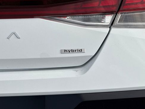 New 2026 Hyundai Elantra Limited image 23