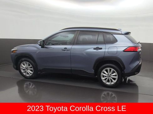 Certified 2023 Toyota Corolla Cross LE FWD image 4