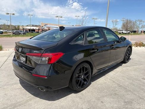 Used 2024 Honda Civic Sport image 7