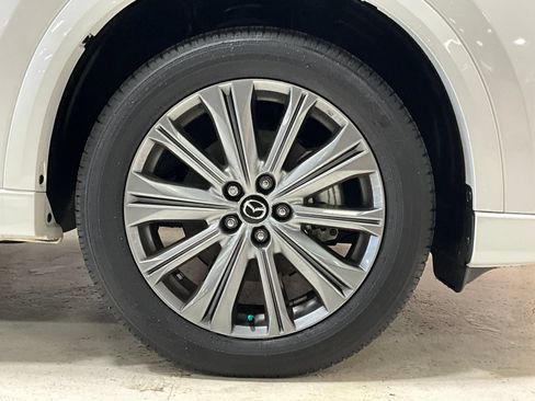 Used 2025 MAZDA CX-5 Signature AWD/4WD image 11