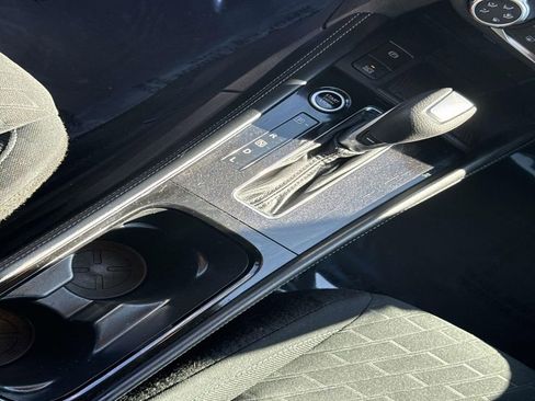 Used 2024 Nissan Kicks SV image 23