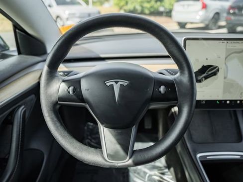 Used 2022 Tesla Model 3 RWD image 27
