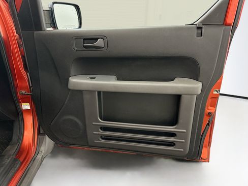 Used 2004 Honda Element EX image 31