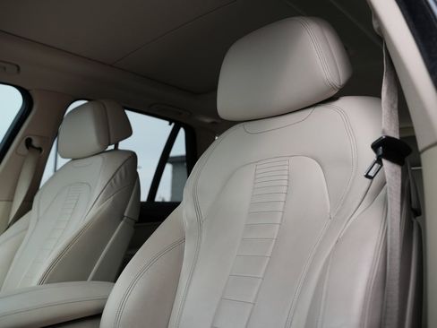 Used 2014 BMW X5 xDrive50i image 26