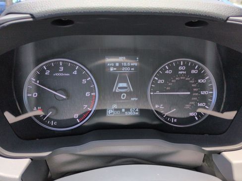 Used 2025 Subaru Crosstrek 2.5i Premium AWD/4WD image 21
