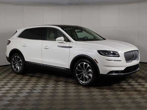 Used 2022 Lincoln Nautilus Reserve image 46