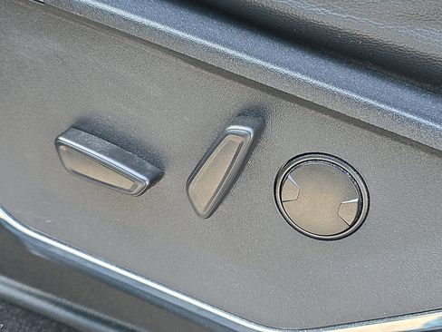 Certified 2022 Ford F150 Lariat image 12