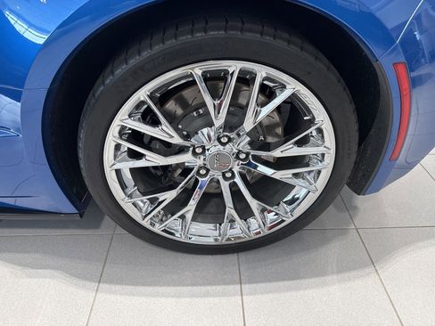Used 2016 Chevrolet Corvette Z06 w/ 2LZ Preferred Equipment Group RWD image 17