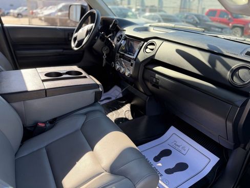 Used 2017 Toyota Tundra SR image 10