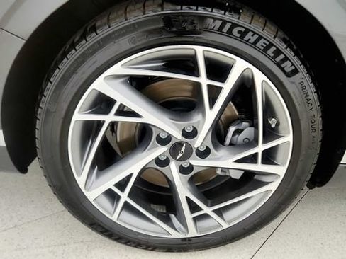 Used 2023 Genesis G90 3.5T AWD/4WD image 80