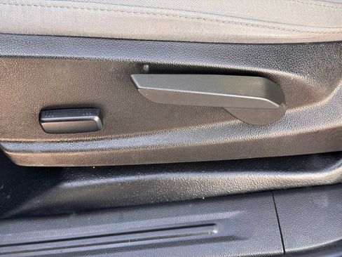 Used 2022 Chevrolet Colorado W/T w/ WT Convenience Package image 12