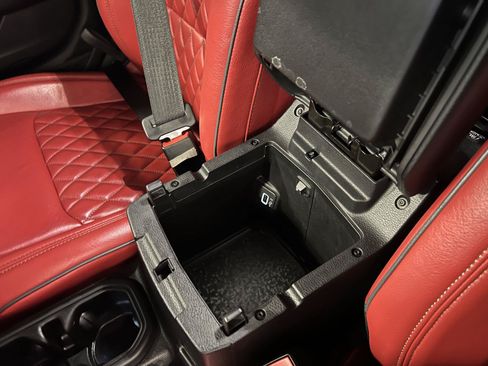 Used 2020 Jeep Wrangler Unlimited Rubicon AWD/4WD image 22