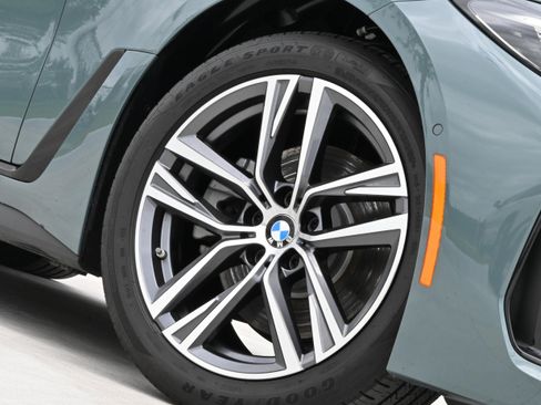 Certified 2025 BMW 430i w/ Premium Package RWD image 11