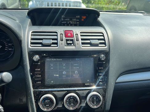 Used 2018 Subaru Forester 2.5i Premium AWD/4WD image 6