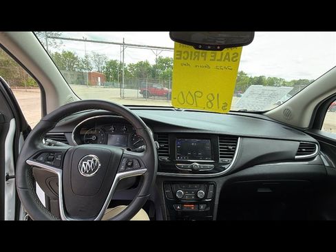 Used 2022 Buick Encore Preferred w/ Safety Package AWD/4WD image 10