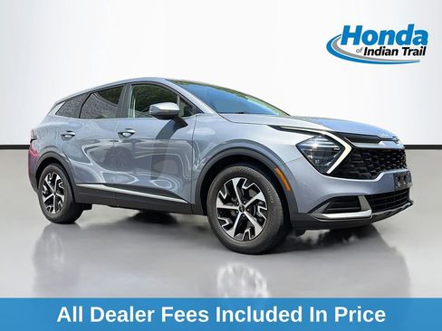 Used 2024 Kia Sportage EX FWD image 1