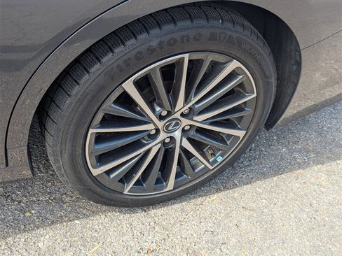 Used 2024 Lexus ES 350 w/ Premium Package image 9