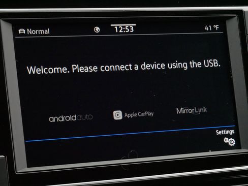 Certified 2022 Volkswagen Tiguan S image 29