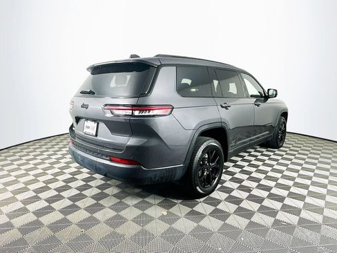 Certified 2024 Jeep Grand Cherokee L Laredo image 12