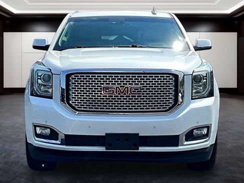 Used 2017 GMC Yukon Denali w/ Open Road Package AWD/4WD image 2