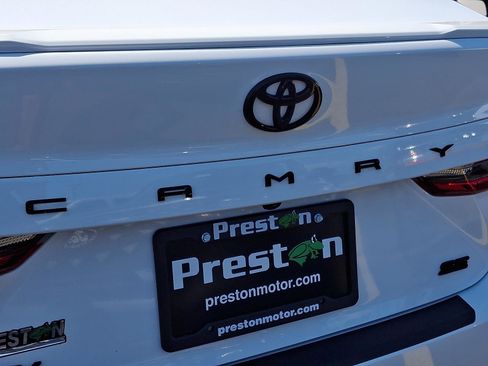 Used 2025 Toyota Camry SE w/ Convenience Package FWD image 29