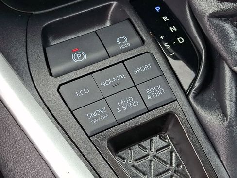 Certified 2025 Toyota RAV4 XLE image 26