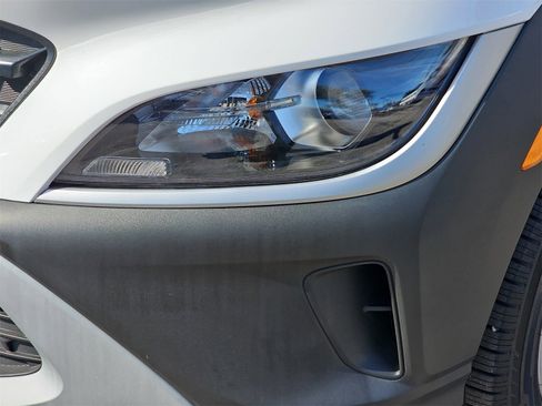 Certified 2023 Hyundai Kona SEL image 6
