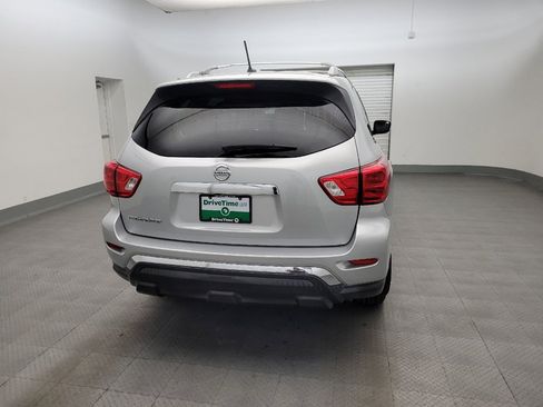 Used 2017 Nissan Pathfinder S FWD image 7
