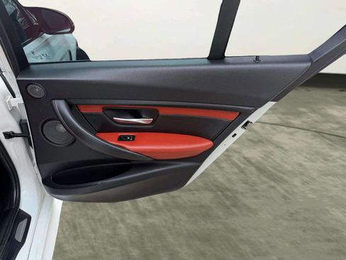 Used 2018 BMW M3 image 20