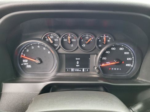 Used 2023 Chevrolet Silverado 1500 Custom AWD/4WD image 19