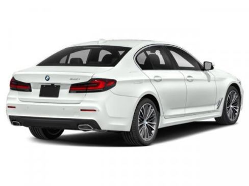 Certified 2023 BMW 540i xDrive w/ M Sport Package AWD/4WD image 5