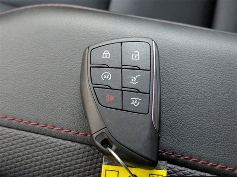 Used 2023 Chevrolet Suburban RST w/ Luxury Package image 29