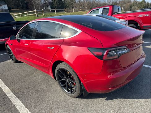 Used 2018 Tesla Model 3 Long Range image 9