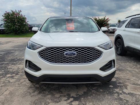 Used 2023 Ford Edge SEL w/ Convenience Package AWD/4WD image 2