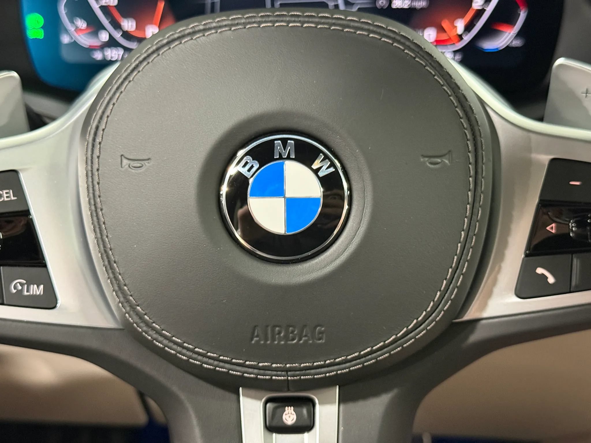 Used 2020 BMW X7 M50i w/ Executive Package AWD/4WD image 27