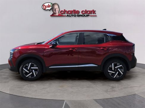 New 2026 Nissan Kicks SV image 3