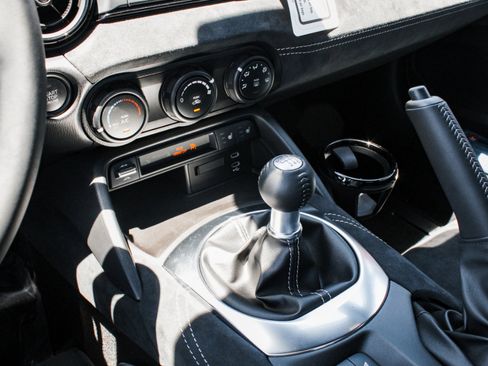 New 2026 MAZDA MX-5 Miata RF Club w/ Interior Package RWD image 24