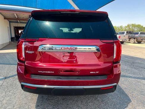 Used 2022 GMC Yukon XL SLT w/ SLT Premium Package AWD/4WD image 5