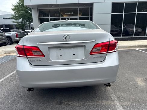 Used 2010 Lexus ES 350 FWD image 6