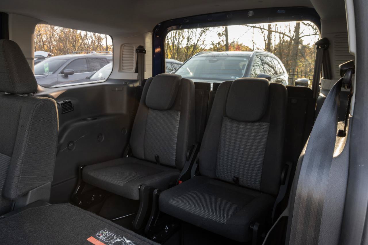 Used 2018 Ford Transit Connect XL FWD image 18