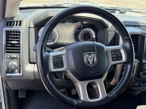 Used 2014 RAM 1500 Laramie RWD image 25