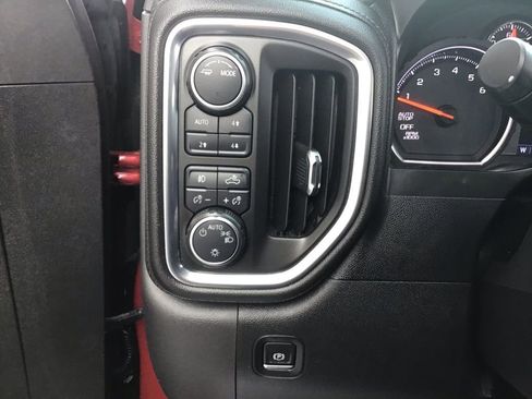 Used 2020 Chevrolet Silverado 1500 LT Trail Boss image 20