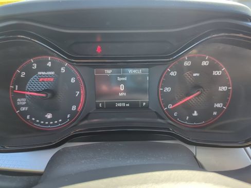 Certified 2024 Chevrolet Trax RS FWD image 20