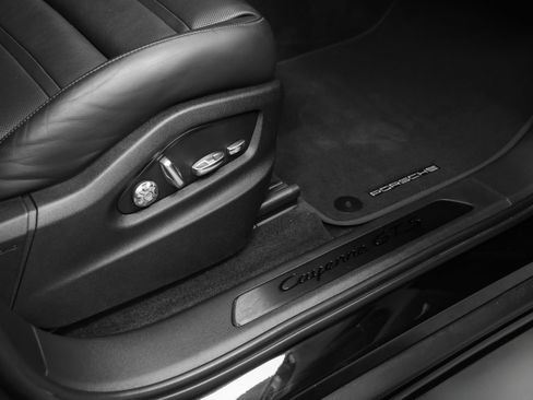 Certified 2021 Porsche Cayenne GTS image 20