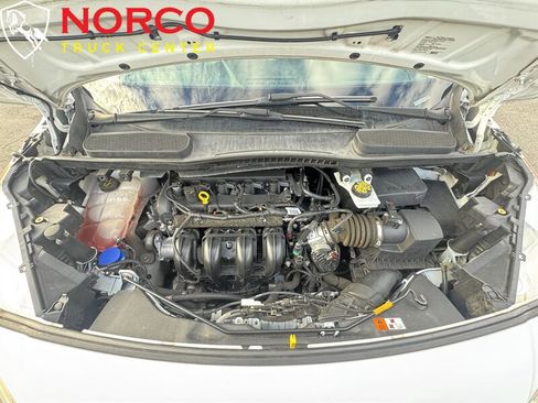 Used 2018 Ford Transit Connect XLT image 28