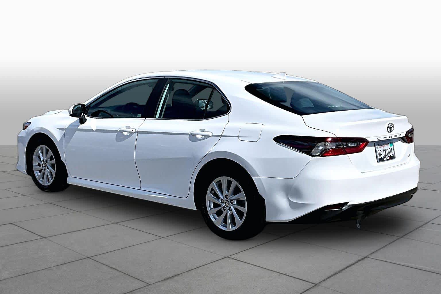 Used 2023 Toyota Camry LE FWD image 11
