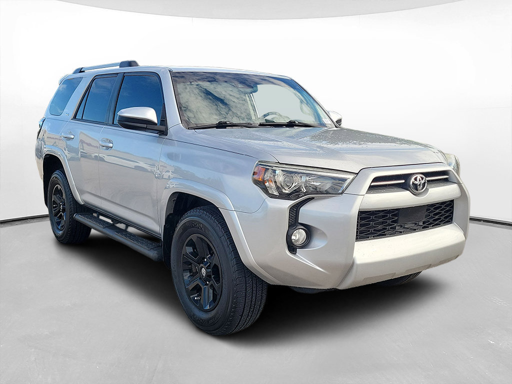 Used 2020 Toyota 4Runner SR5 RWD image 3