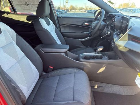 New 2026 Chevrolet Trax RS w/ Sunroof Package image 11