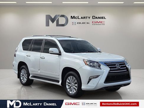 Used 2016 Lexus GX 460 w/ Premium Package image 1