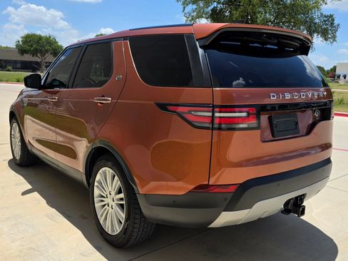 Used 2018 Land Rover Discovery HSE Luxury AWD/4WD image 7